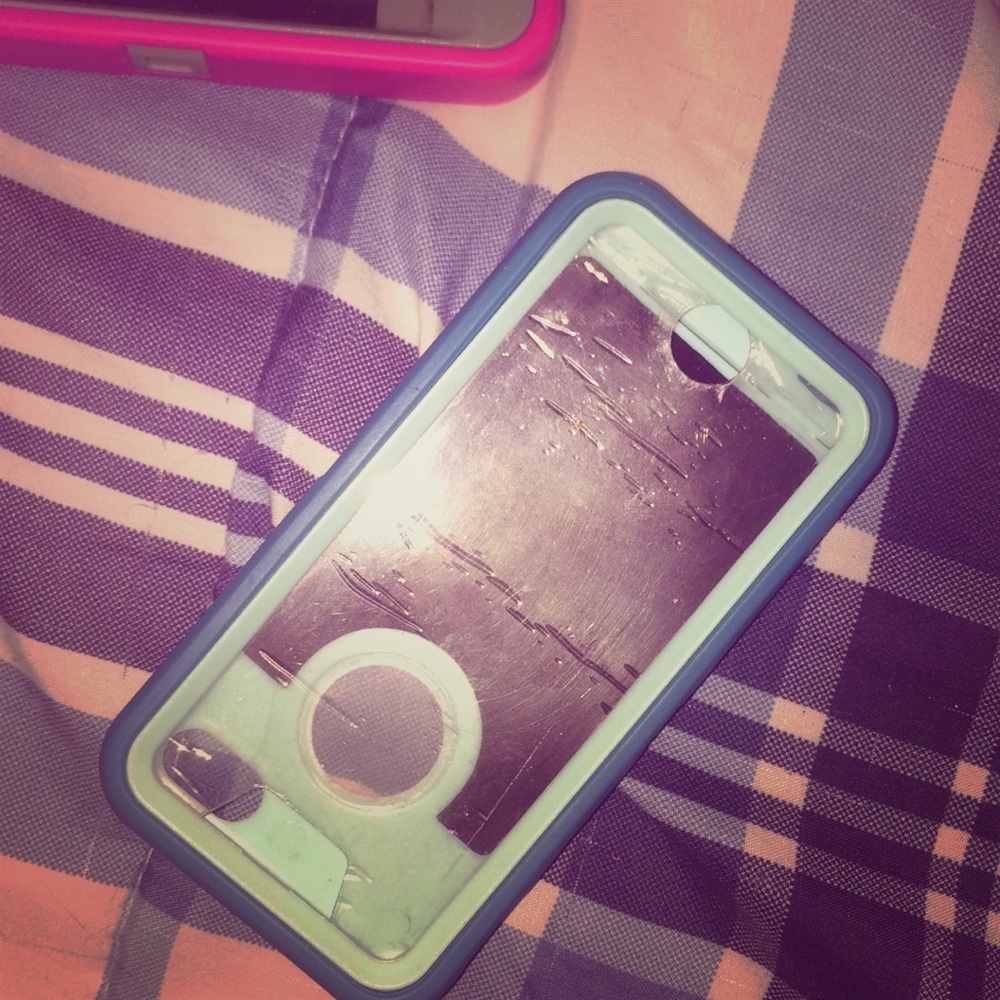 iPhone 5/5s otter box case